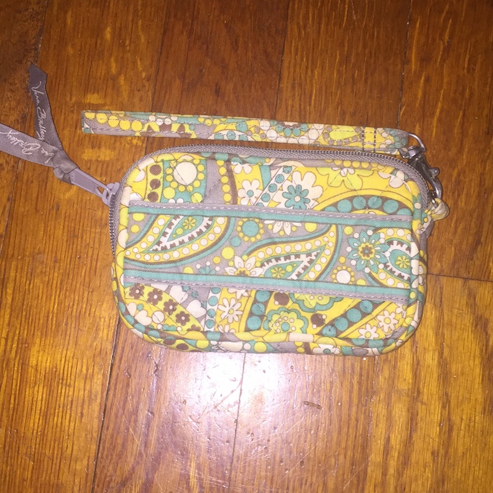 Vera Bradley wristlet lemon parfait